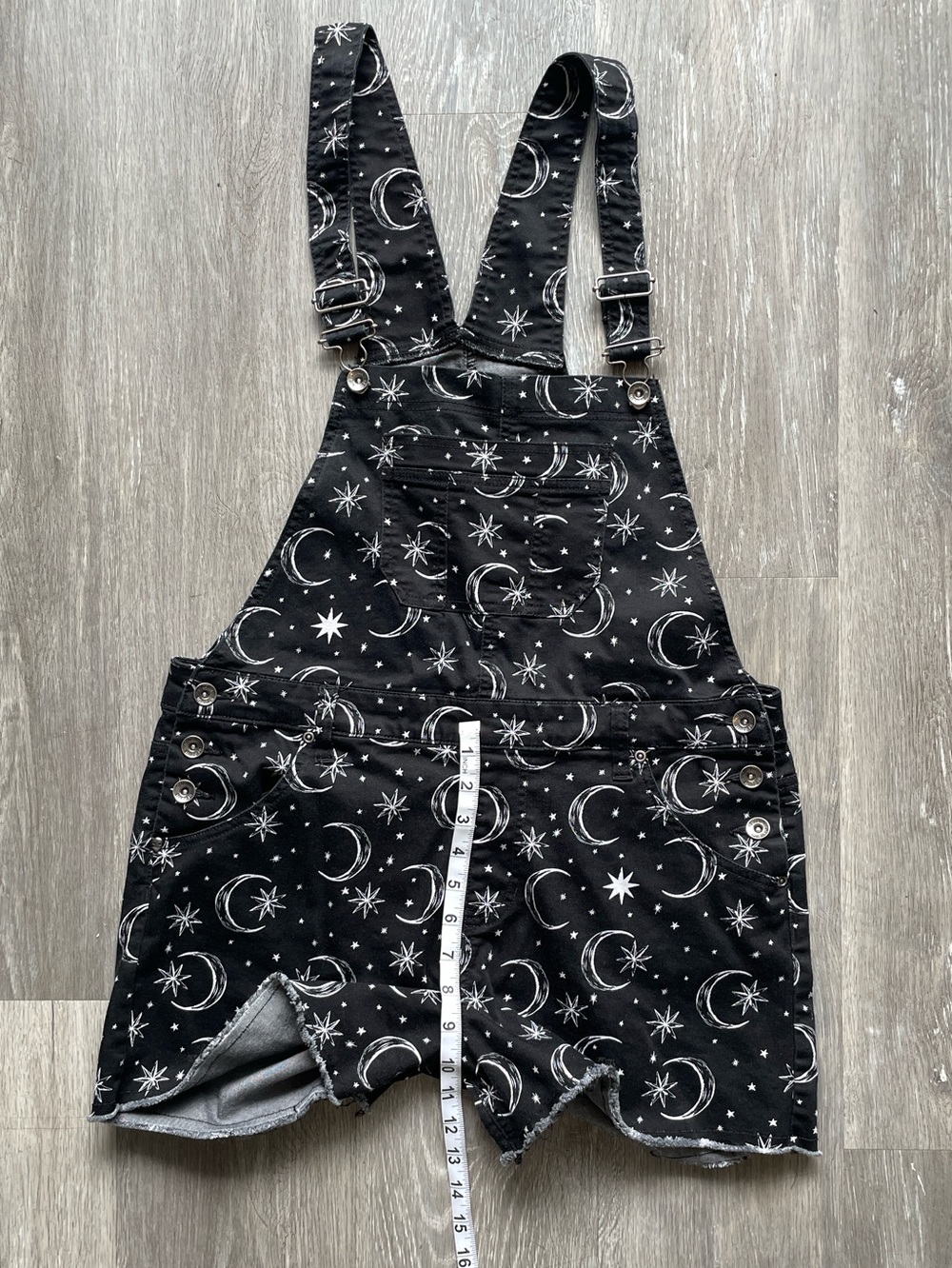 HT Denim Celestial Moon & Stars Short Overalls Black Goth Grunge Alternative - Picture 11 of 11